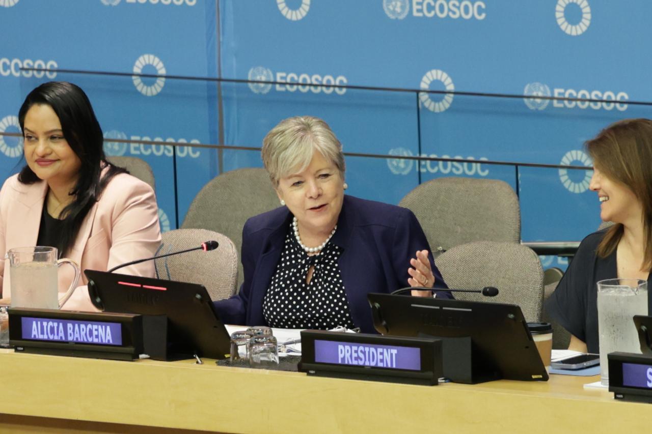 Bárcena Pide Fortalecer el Sistema Financiero Global en el Ecosoc