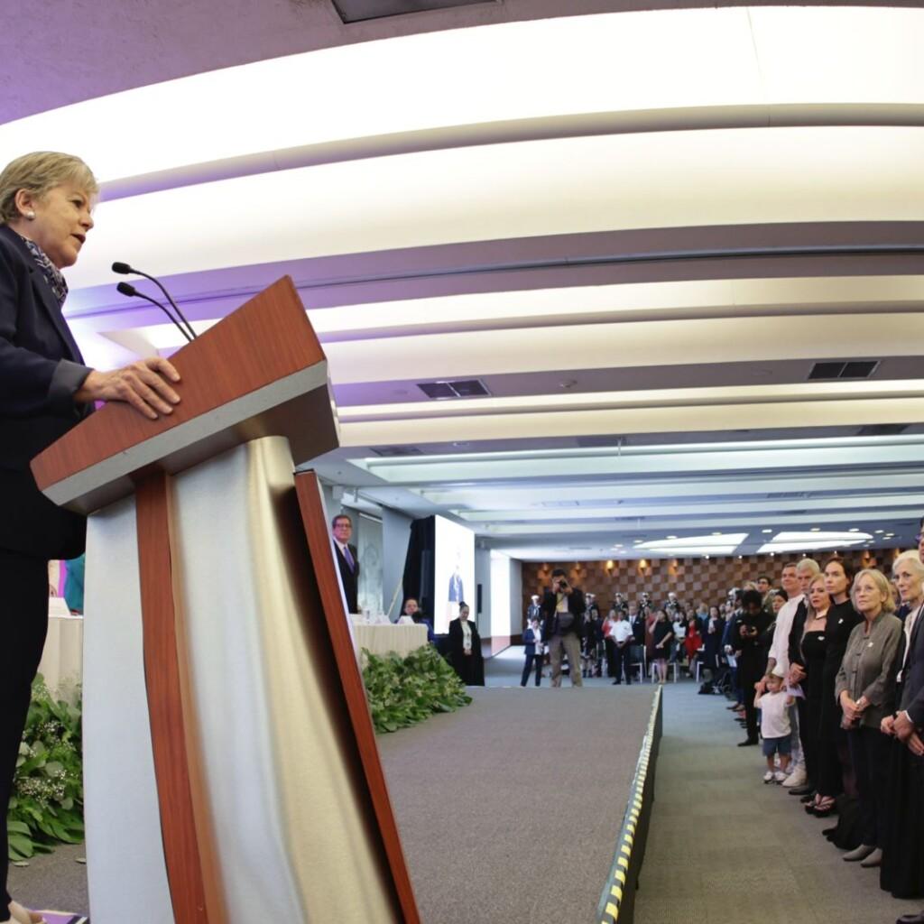 Ceremonia de Naturalización en la Cancillería: Un Acto de Inclusión y Diversidad