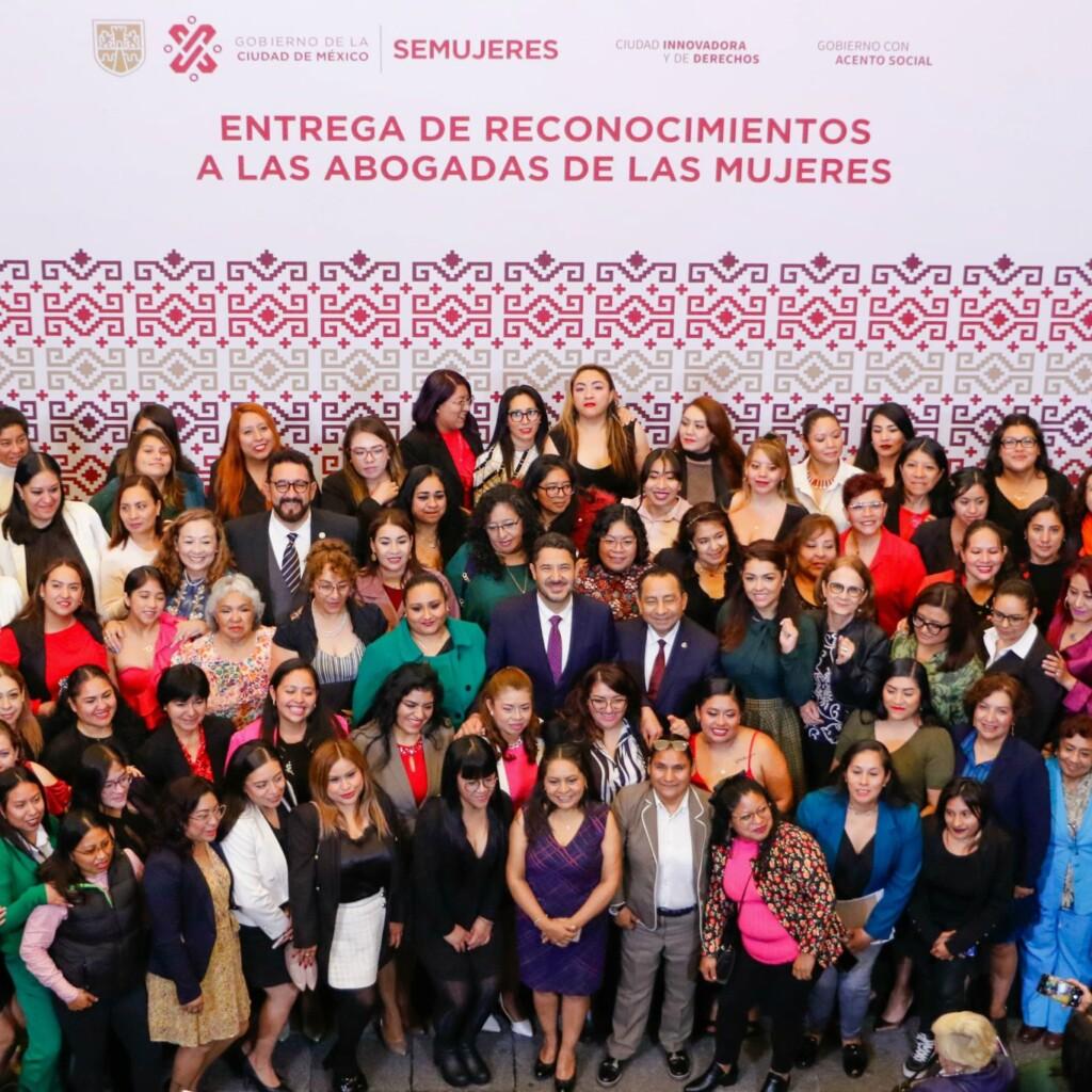 Reconocimiento a la Labor de las Abogadas de las Mujeres en la Ciudad de México