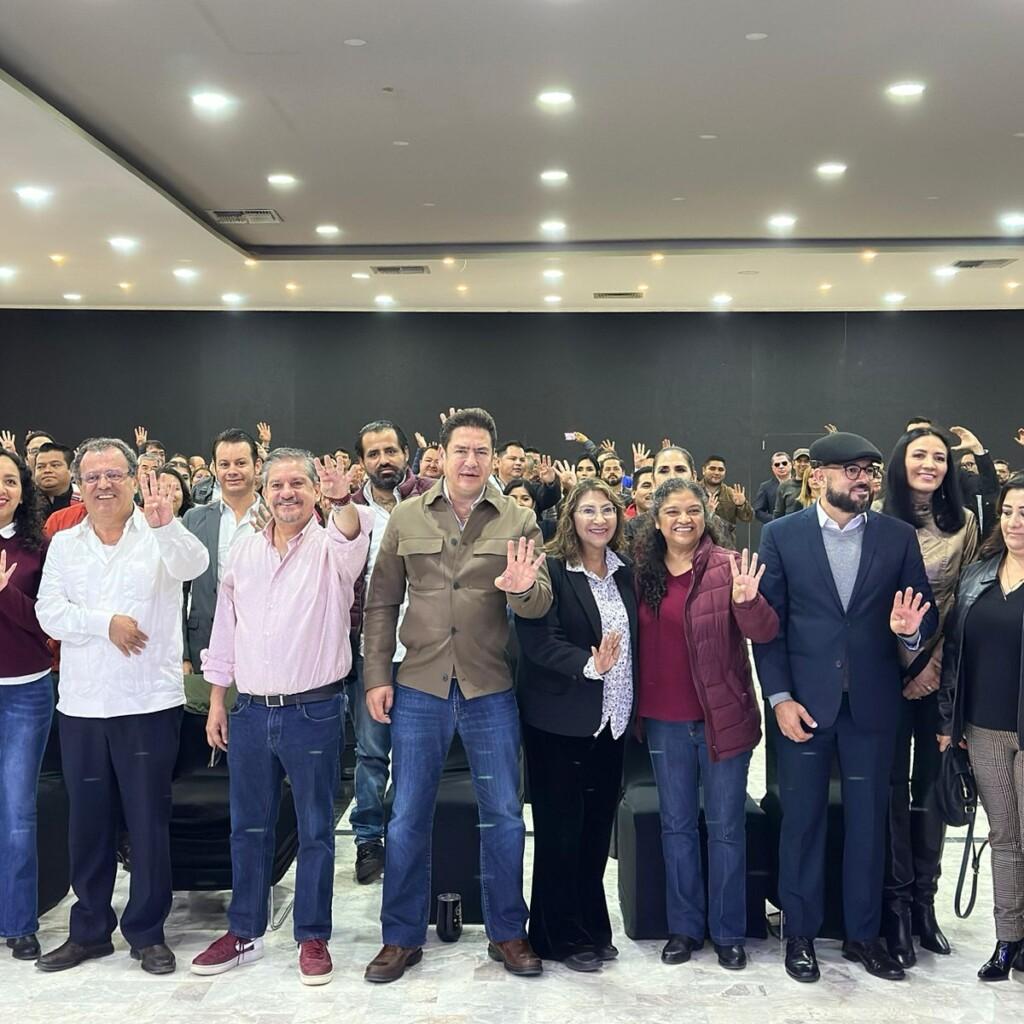 Astudillo participa en reunión de organización y unidad a favor de Claudia Sheinbaum