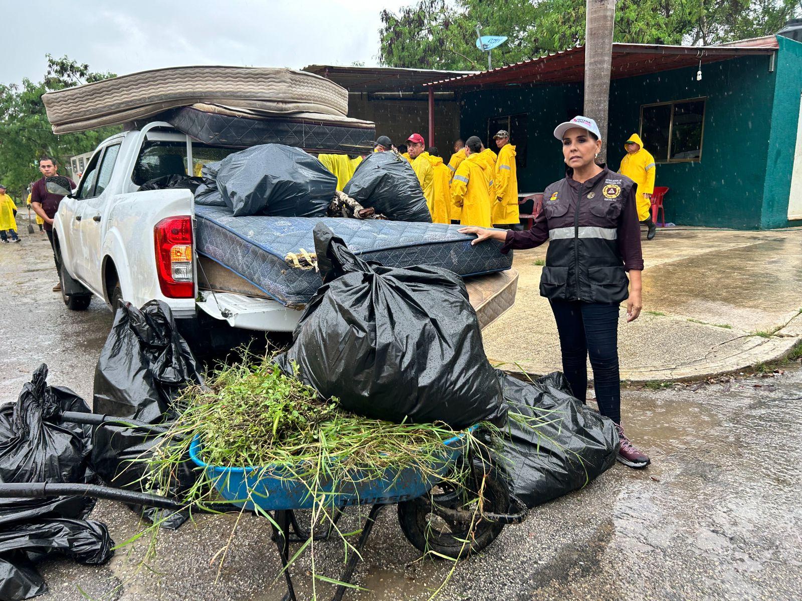 Recolectan 3006 toneladas de basura en Chetumal en 5 días de lluvia con brigadas de los tres órdenes de gobierno y voluntarios.