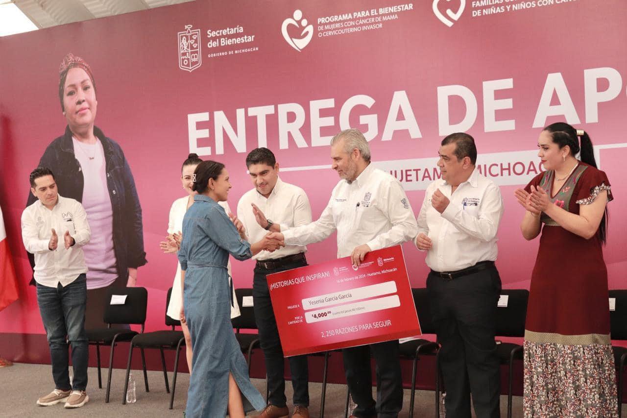 Se reactiva entrega de apoyos para más de mil 500 mujeres con cáncer en Michoacán. El próximo viernes 28 de junio el Gobierno de Michoacán reiniciará la entrega de a