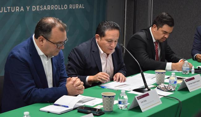 Buscan aumentar México y EU la comercialización de productos orgánicos.