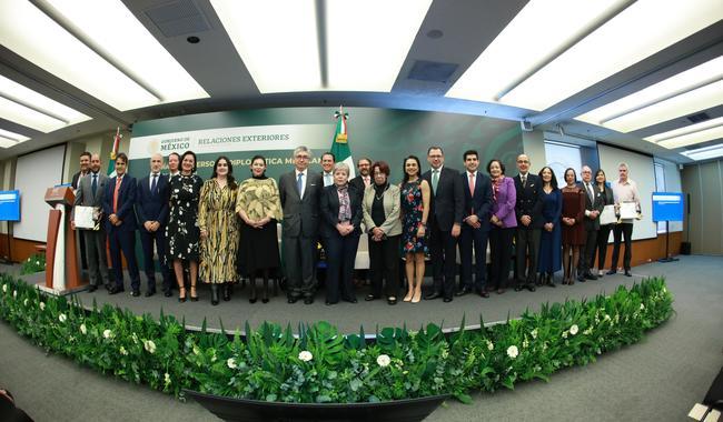 Conmemoración del Día de la Persona Diplomática Mexicana. En la sede de la Secretaría de Relaciones Exteriores, la canciller