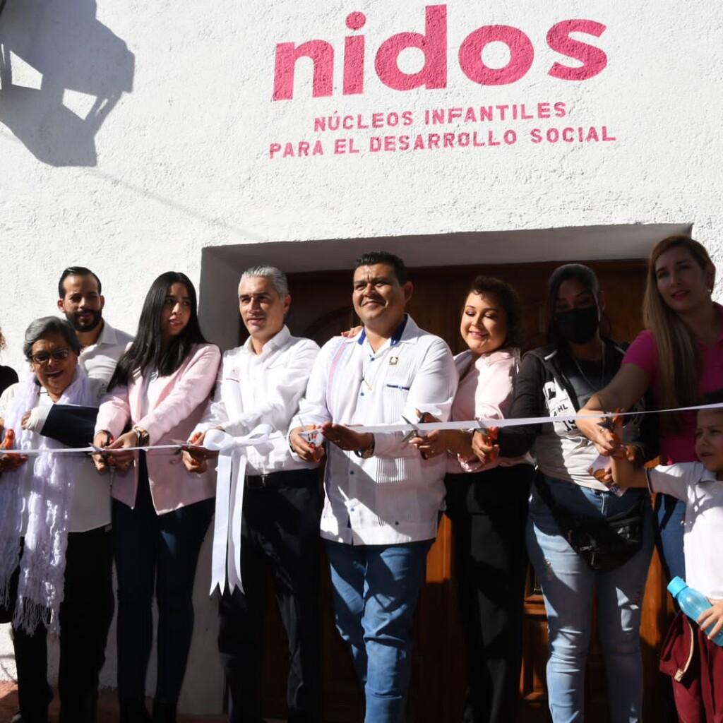 Inaugura DIF