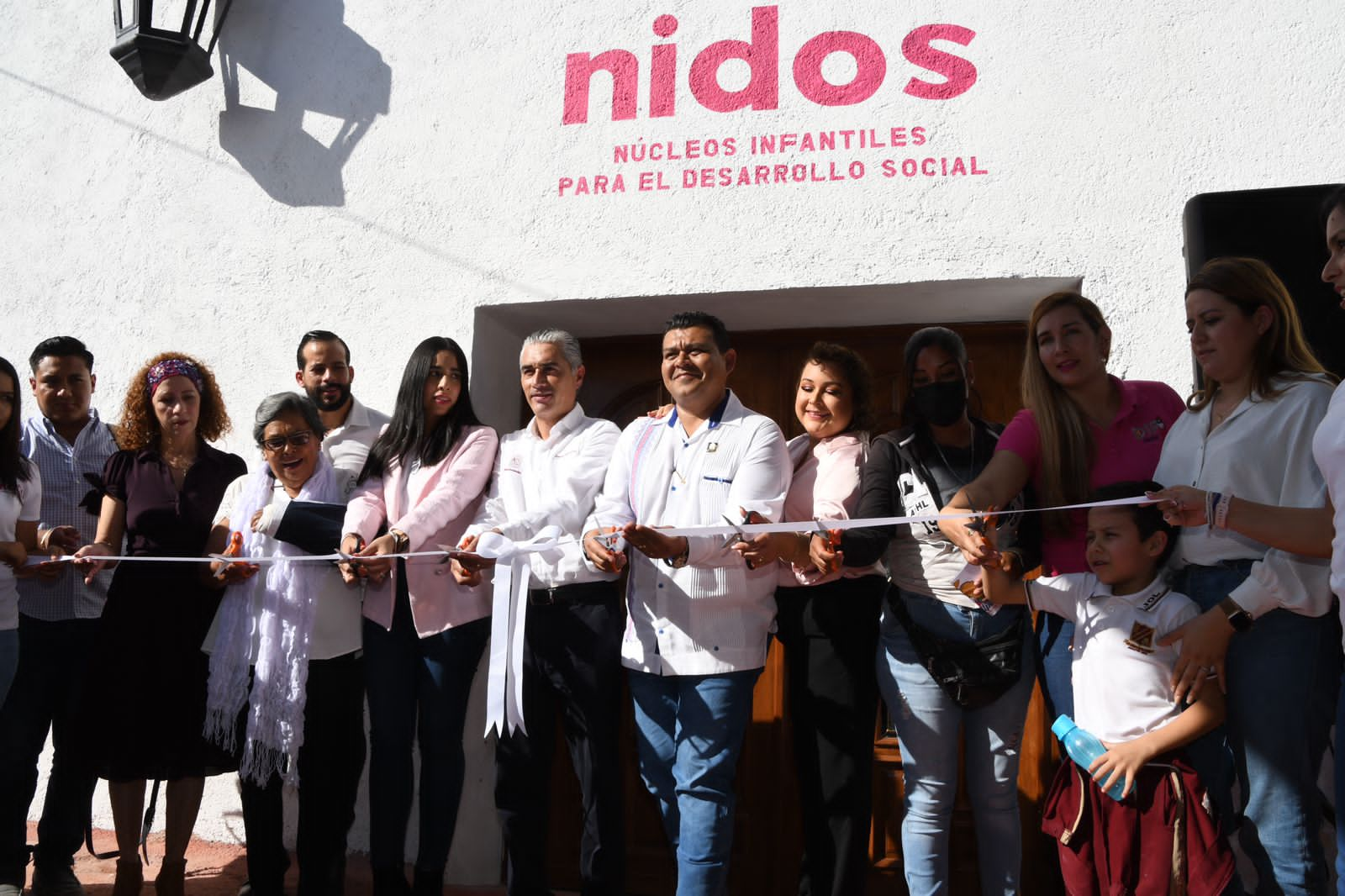 Inaugura DIF