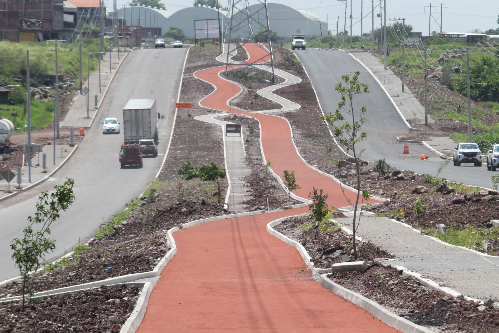 Casi 5 mil mdp se han destinado a obra carretera multianual en Michoacán.