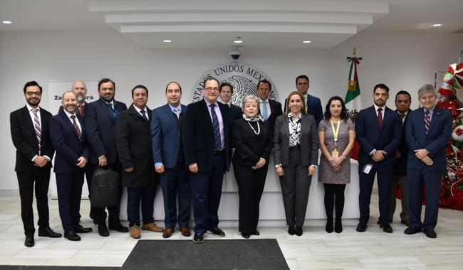 Visita de trabajo de la SRE al Consulado General de México en Houston. La secretaria de Relaciones Exteriores, Alicia Bárcena Ibarra, realizó