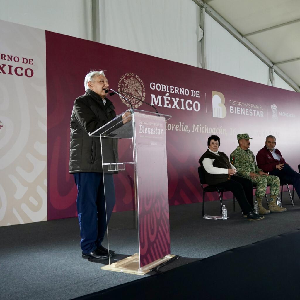 En 5 años egresan más de 6 mil estudiantes de las Universidades Benito Juárez: SEP. Desde su creación, seis mil 372 estudiantes egresaron de las Universidades