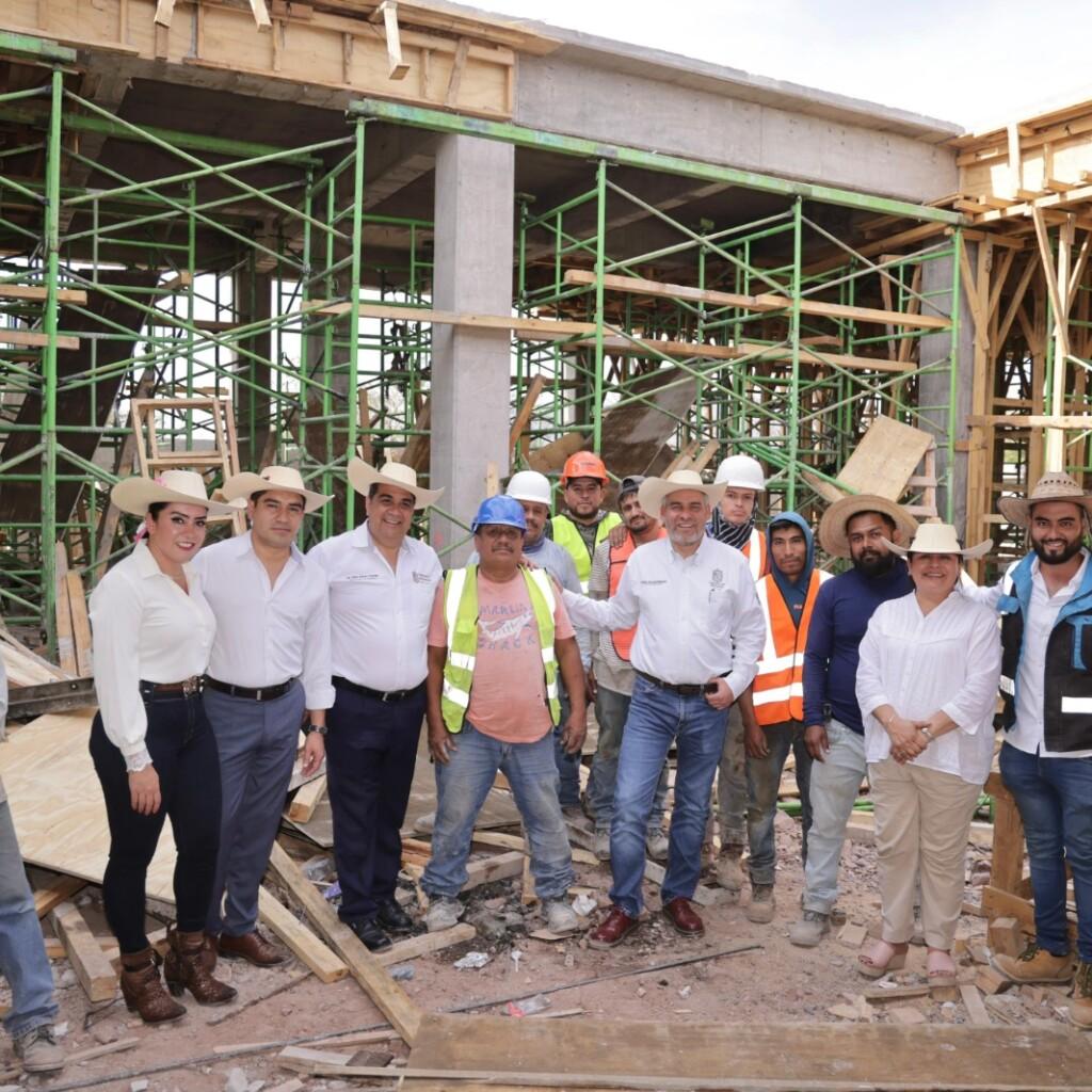 Supervisa Bedolla construcción del Centro de Salud Mental y Adicciones en Huetamo. El Centro Comunitario de Salud Mental y Adicciones (Cecosama) de Huetamo