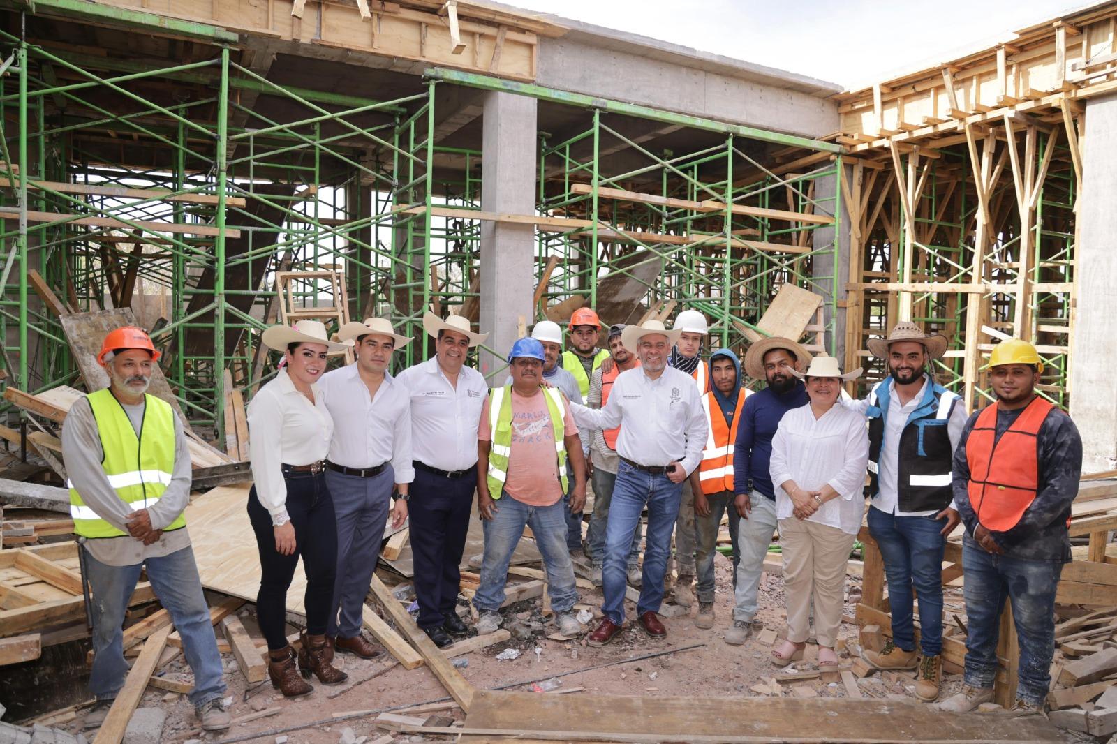 Supervisa Bedolla construcción del Centro de Salud Mental y Adicciones en Huetamo. El Centro Comunitario de Salud Mental y Adicciones (Cecosama) de Huetamo