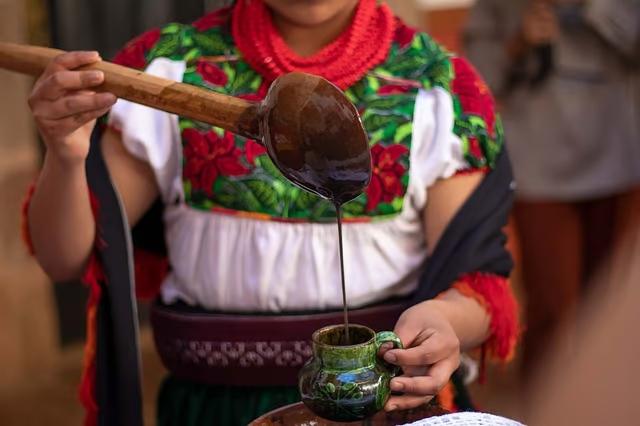 Tekua Akamba: ¿qué es?. No es pulque, tampoco mezcal ni tequila, se trata de un delicioso atole de aguamiel q No es pulque, tampoco mezcal ni tequila, se trata de un delicioso atole de aguamiel