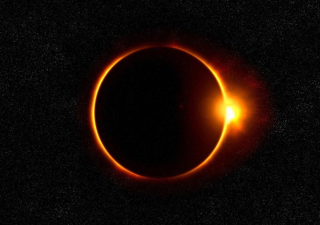 Recomendaciones a escolares para apreciar el eclipse de sol del 8 de abril. La Secretaría de Educación Pública (SEP) recomienda a todas las com