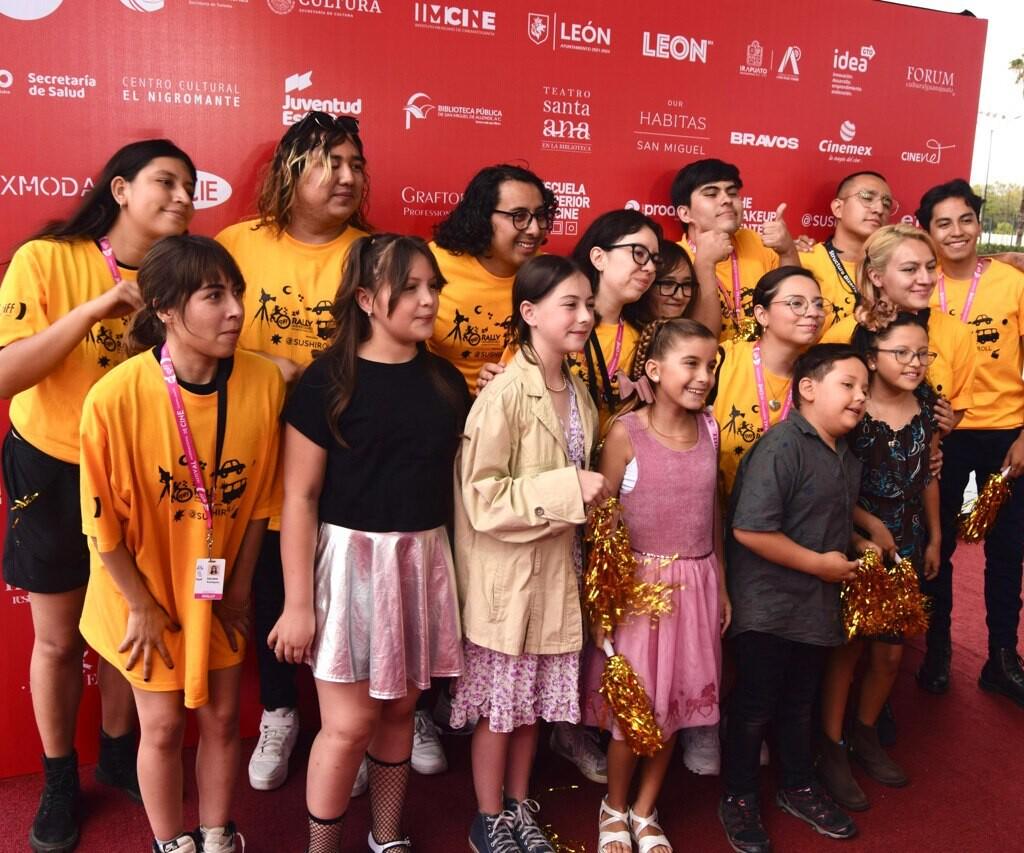 Estudiantes queretanos representan a México en el Festival de Cannes. Los estudiantes en cinematografía del colegio de cine queretano Cenecé,