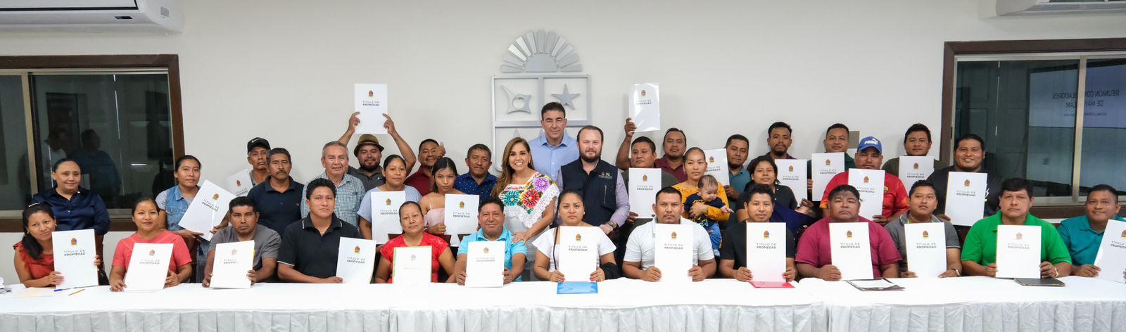 Familias de Mayabalam ya tienen certeza jurídica de su propiedad. Familias de la comunidad de Mayabalam recibieron 29 títulos de propi