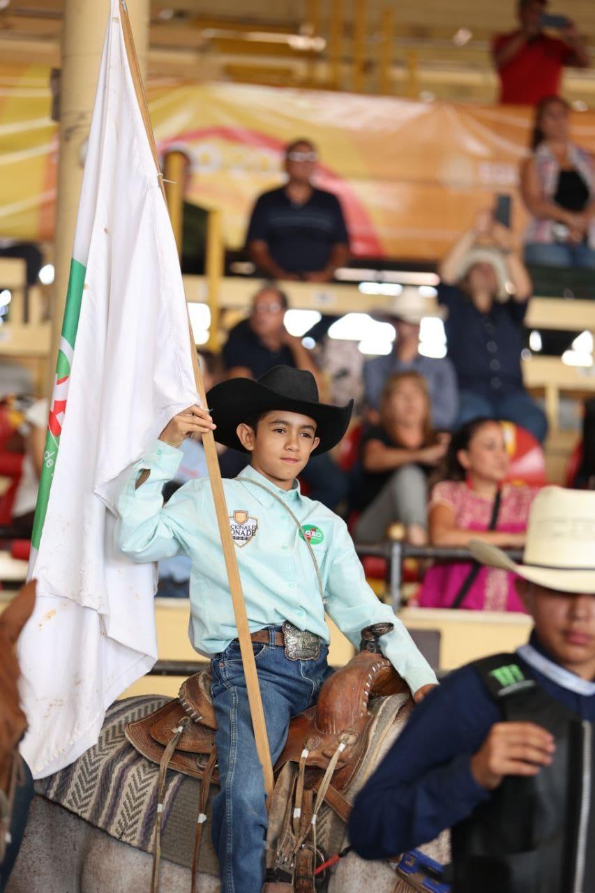 Rodeo queretano obtiene siete medallas en Nacionales CONADE. Los participantes de la disciplina de rodeo le dieron a Querétaro la cuarta