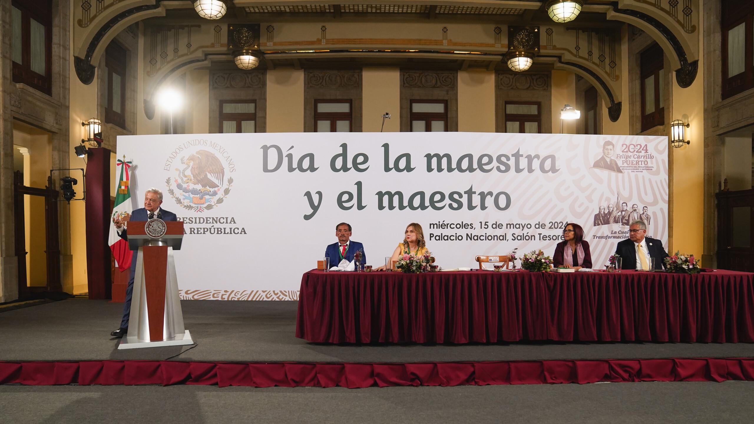 Educación, base de la transformación social; rompió con individualismo, mercantilización y fragmentación del conocimiento: SEP El Gobierno de México rompió con el