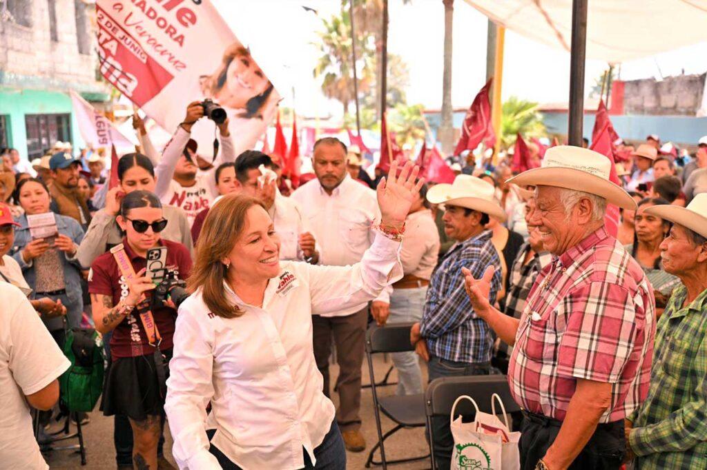 Becas universales para estudiantes con Sheinbaum anuncia Rocío Nahle. Nuestra próxima presidenta Claudia Sheinbaum garantizará la beca un