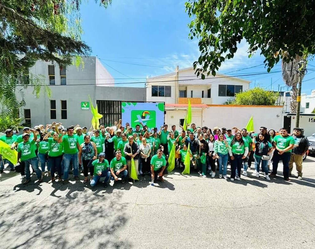 Ricardo Astudillo postula a Edgar Huerta como candidato único a la alcaldía de Arroyo Seco