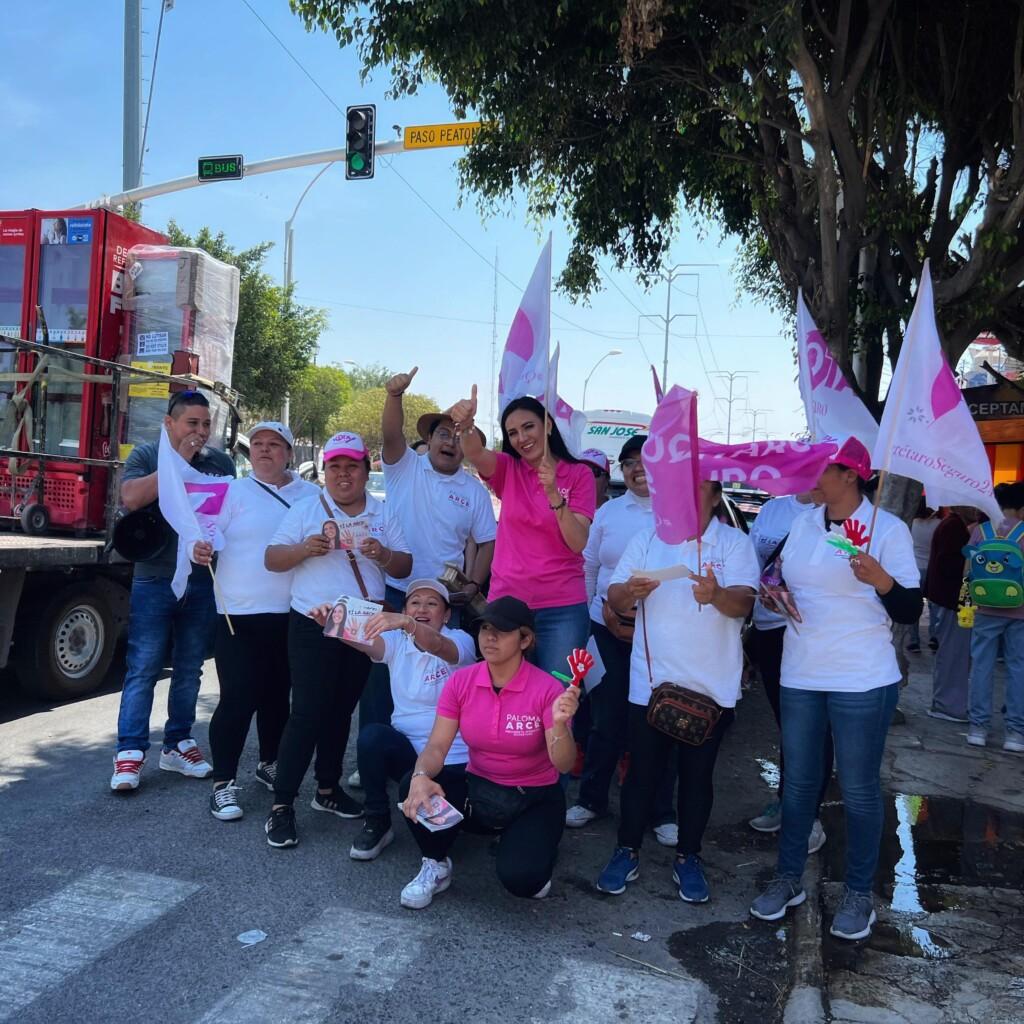 Paloma Arce Islas conecta con los ciudadanos en su recorrido por la delegación Felix Osores en Querétaro