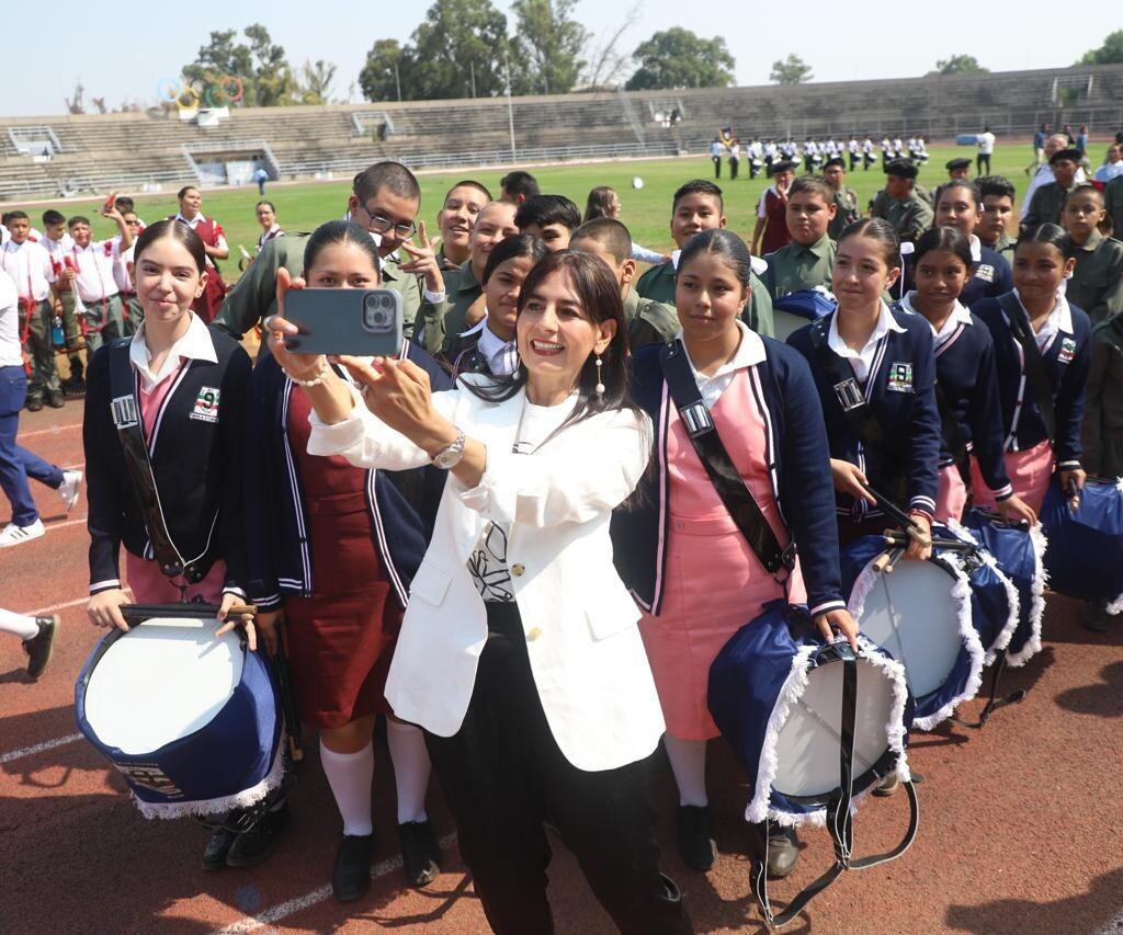 Michoacán ha logrado un hito histórico en la educación secundaria, alcanzando la cifra más baja de abandono escolar en la historia del estado