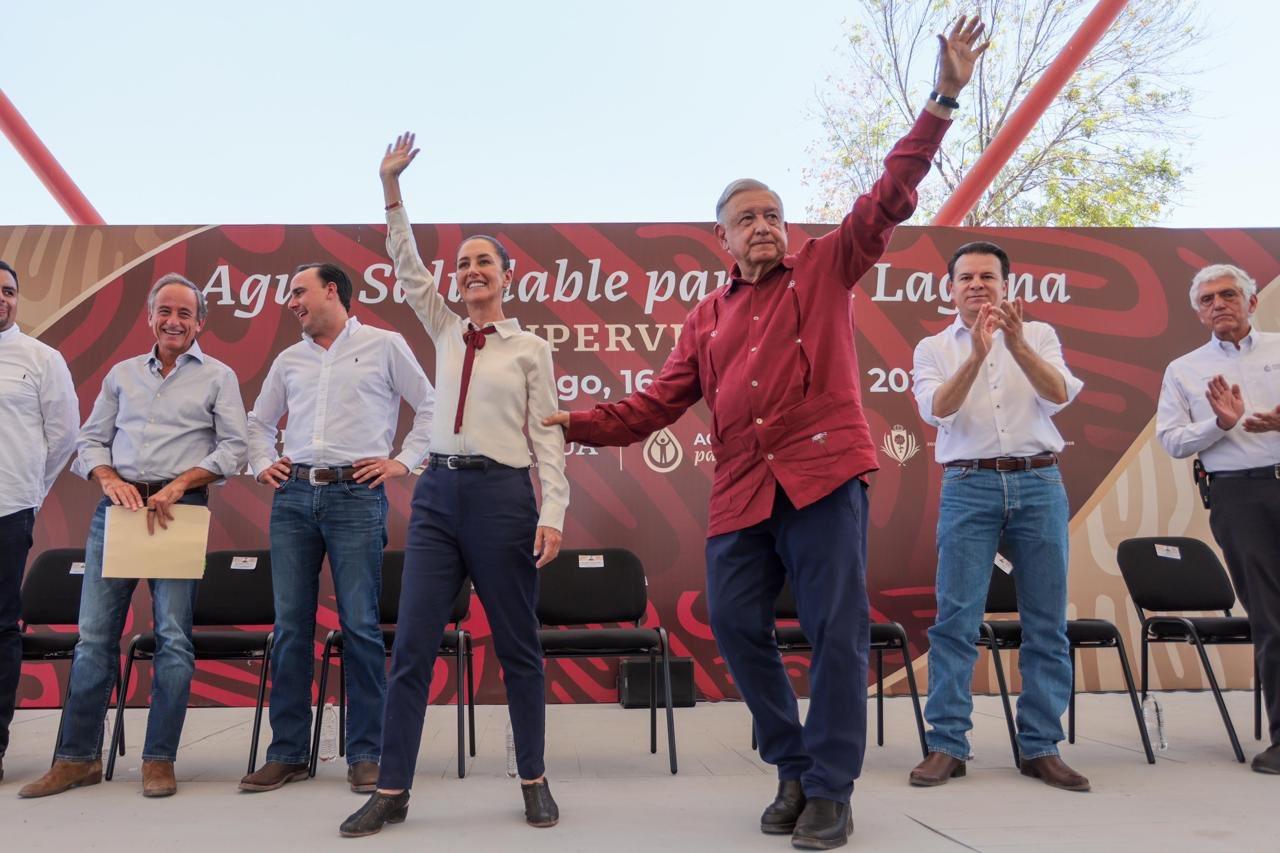 Sheinbaum acompaña a AMLO en supervisión de obra en la comarca Lagunera. Llevar agua potable a todo el país como un derecho humano, fue el compromiso de