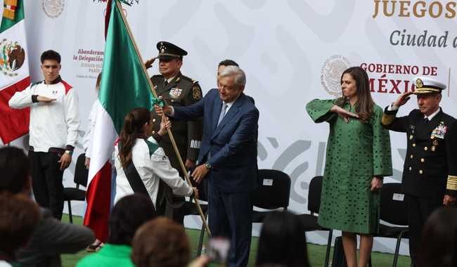 Alejandra Orozco y Emiliano Hernández: Abanderados Olímpicos de México en París 2024